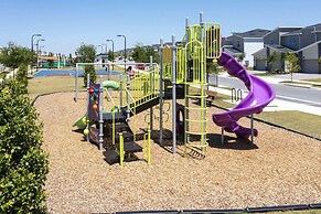 Stunning 5Bd Private Pool & Waterpark @ Champions Gate 8913