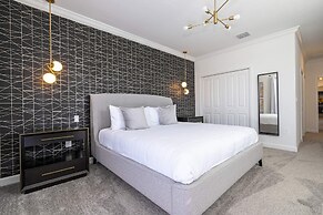 Stunning 5Bd Private Pool & Waterpark @ Champions Gate 8913