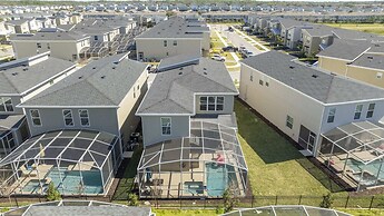 Stunning 5Bd W/ Pool Close To Disney At Champions Gate 8956