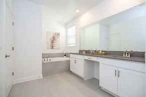 Stunning 5Bd W/ Pool Close To Disney At Champions Gate 8956