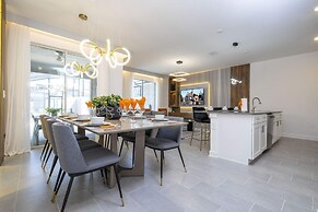 Wonderful 4Bd | Pool |Close To Disney | 2669