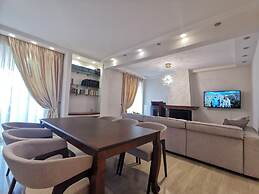 Cassiopeia - Glyfada Apartment