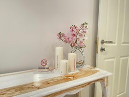 Cassiopeia - Glyfada Apartment