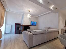 Cassiopeia - Glyfada Apartment