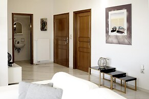 Libra - Luxurious Sea View Apartment