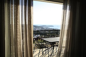 Libra - Luxurious Sea View Apartment
