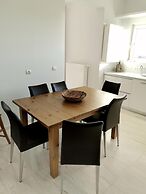 Libra - Luxurious Sea View Apartment