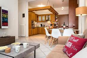 Pisces City Center Apartment