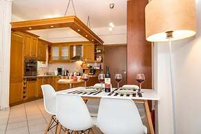 Pisces City Center Apartment