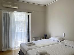 Poseidon - Voula Seaside Apartment