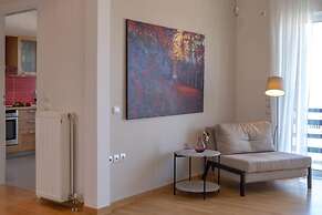 Rhea - Glyfada Sea View Apartment