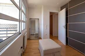 Rhea - Glyfada Sea View Apartment