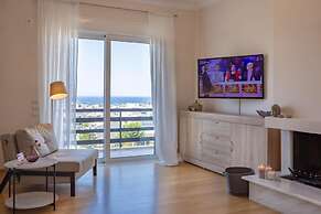 Rhea - Glyfada Sea View Apartment