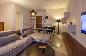 Kleio - Spacious Apartment in Glyfada