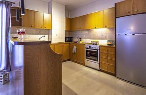 Kleio - Spacious Apartment in Glyfada