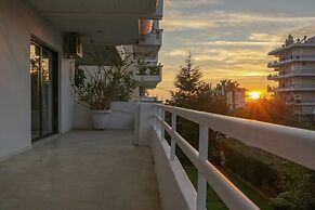 Kleio - Spacious Apartment in Glyfada