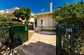 Aquarius - Glyfada Detached House