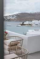 Mymykonos II Beachfront Villa