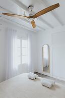 Mymykonos II Beachfront Villa