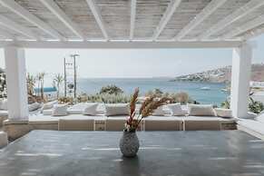Mymykonos II Beachfront Villa