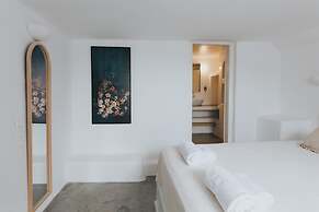 Mymykonos II Beachfront Villa