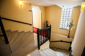 Hotel Extravagance