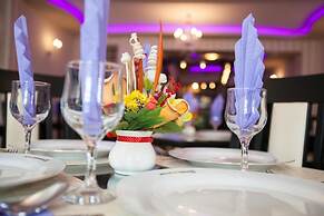Hotel Extravagance