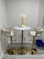 Navii Estates - Vacations Elevated, Homes Perfected