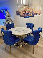 Navii Estates - Vacations Elevated, Homes Perfected