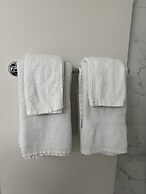 Navii Estates - Vacations Elevated, Homes Perfected