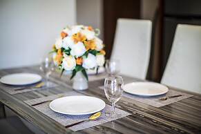 Rawai VIP Villas&water Park700m to beach