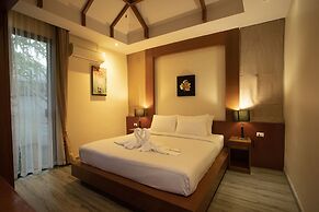 Rawai VIP Villas&water Park700m to beach