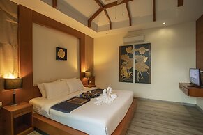 Rawai VIP Villas&water Park700m to beach