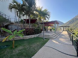 Family Vacation Home, 10 Miles From Downtown Pv Romantic Zone, Ocean F