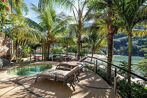 Family Vacation Home, 10 Miles From Downtown Pv Romantic Zone, Ocean F