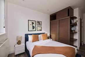 The Harlesden Place - Modern 3bdr Flat With Balcony