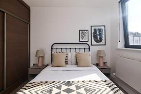 The Harlesden Place - Modern 3bdr Flat With Balcony