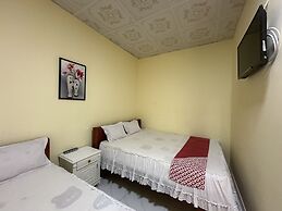 OYO 1228 Gia Hoang Homestay