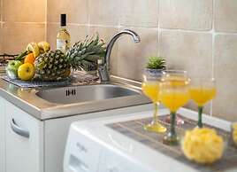 The Blue Panoramic Penthouse