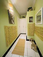 Charming Getaway in Casablanca Maroc, Cozy Home With Thoughtful Amenit