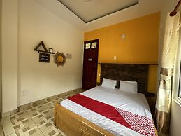 SPOT ON 1229 Happy Dream Homestay