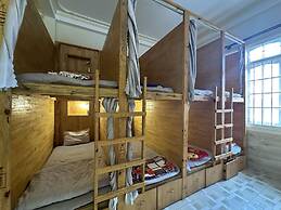 SPOT ON 1229 Happy Dream Homestay