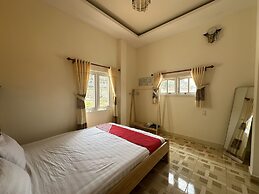 SPOT ON 1229 Happy Dream Homestay