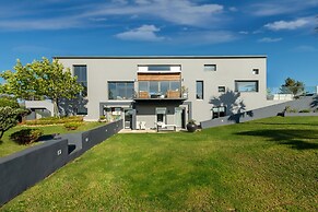 Villa Shanti by Cura Villas Collection