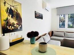Matina Room At The Heart Of Old Town 1bd, Sleeps 4