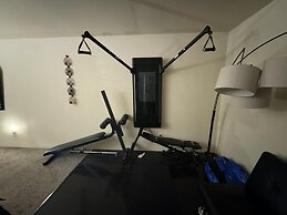 5 Bedroom Apartment Hotel