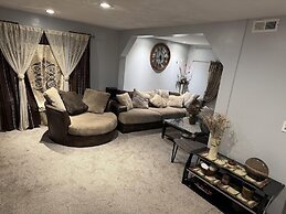 5 Bedroom Apartment Hotel