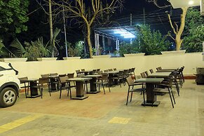 OPO Hotel Iffco Chowk