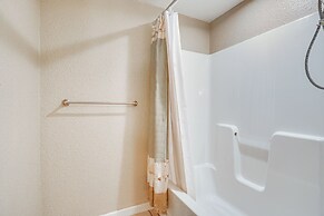 Furnished Deck: Pet-friendly Home in Warsaw