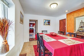 Dog-friendly Michigan City Home - 3 Mi to Beach!
